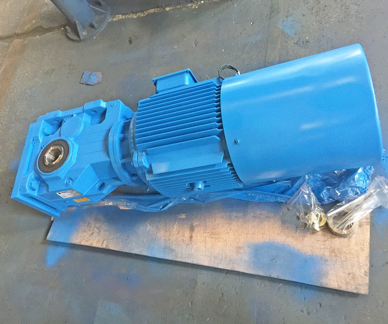 帶動46.5T減速機.jpg