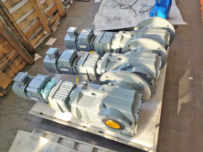 46.5轉(zhuǎn)的減速機,46.5rpm/min減速電機,一分鐘46.5圈的減速器.jpg